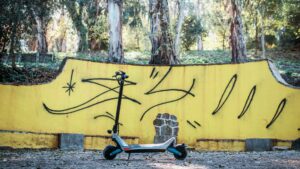 Ten Riding Tips to Keep you on your Varla (or any other) Scooter and out of the Hospital