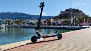 Which is Better for Commuting, Electric Scooters or Electric Bicycles?